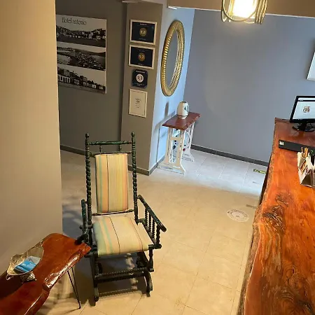 Antonio 2* Çeşme