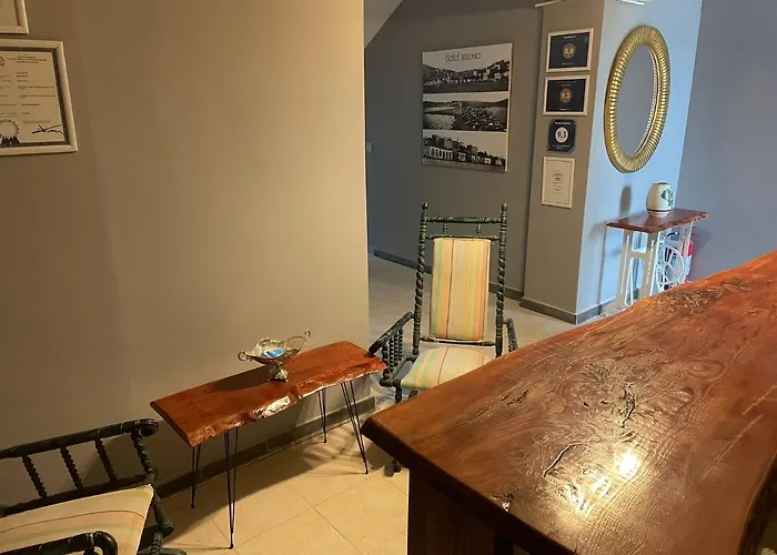 安东尼奥酒店 Çeşme