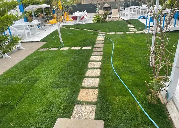 安东尼奥酒店 2* Çeşme