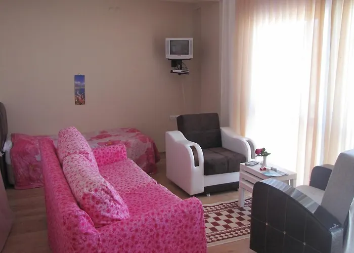 安东尼奥酒店 Çeşme